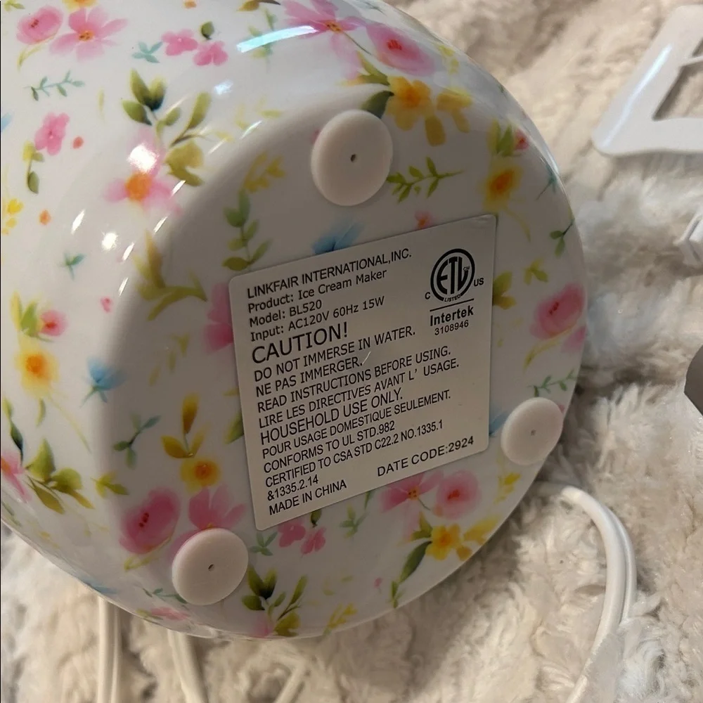 LFS Romatic Floral Pink Pint Personal Home Ice Cream Maker New kitchen wear